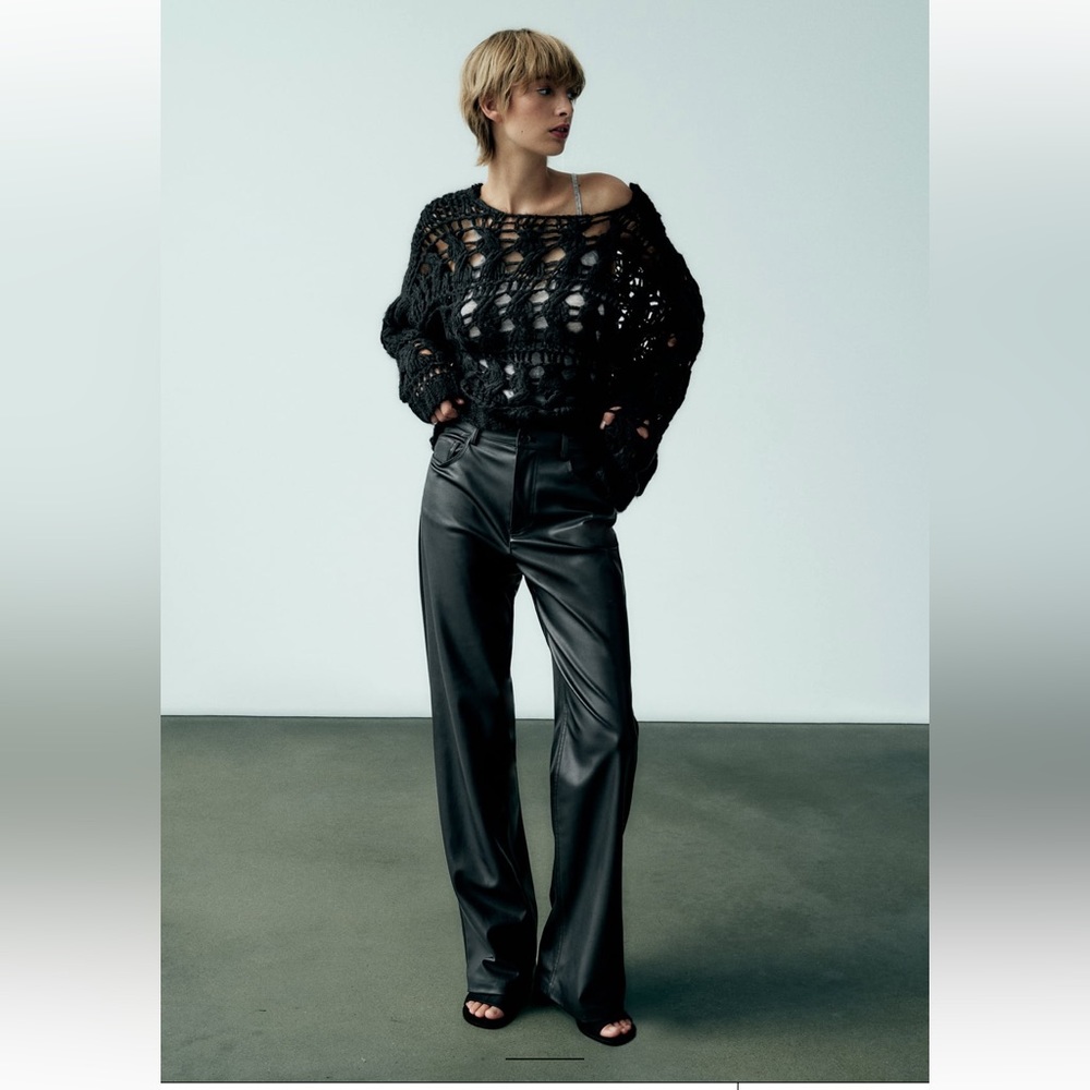 Zara Black Straight Leg Pants